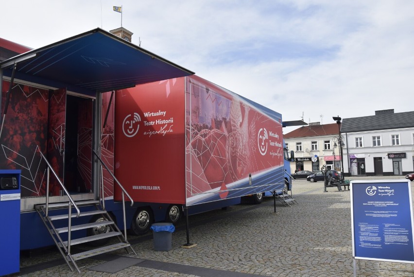 Mobilne wirtualne muzeum na rynku w Skierniewicach