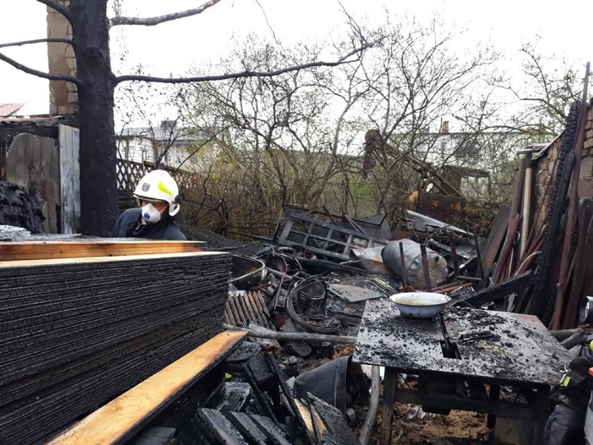 Pożar dwóch budynków w Wągrowcu. Interweniowała straż pożarna
