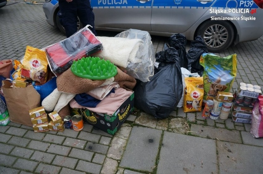 Policjanci z Siemianowic Śląskim przekazali dary dla...