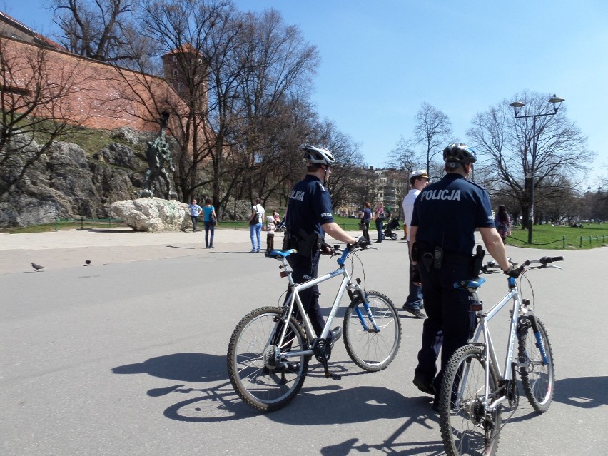 Ruszają policyjne patrole rowerowe [WIDEO]