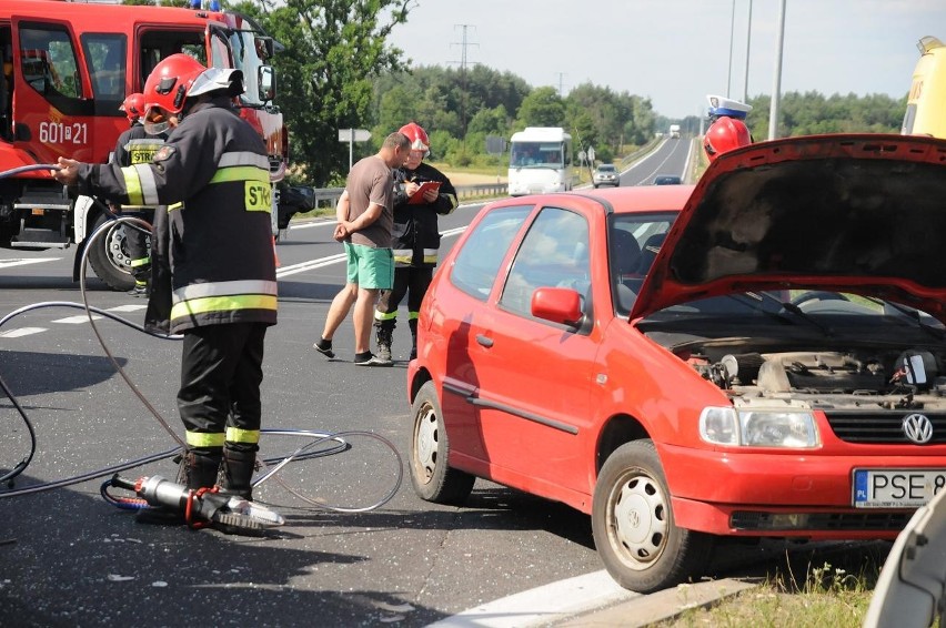 Wypadek na obwodnicy Śremu w Kawczu 16 lipca 2013. Jedna...