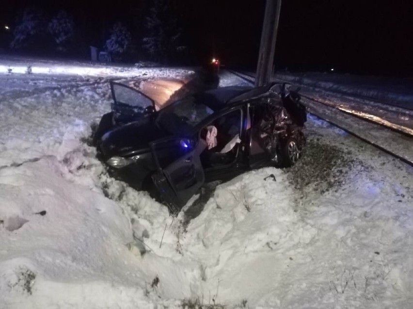 Mazowsze. Matka i córka zginęły na przejeździe kolejowym. Policja szuka świadków tragicznego wypadku