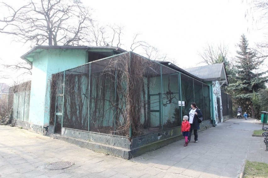 Budynek ptaszarni w Starym Zoo jest zamknięty od trzech lat