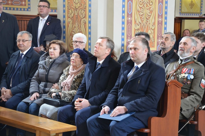 Osielec. Odsłonili pomnik mjr Szendzielarza ps. Łupaszka [ZDJĘCIA]