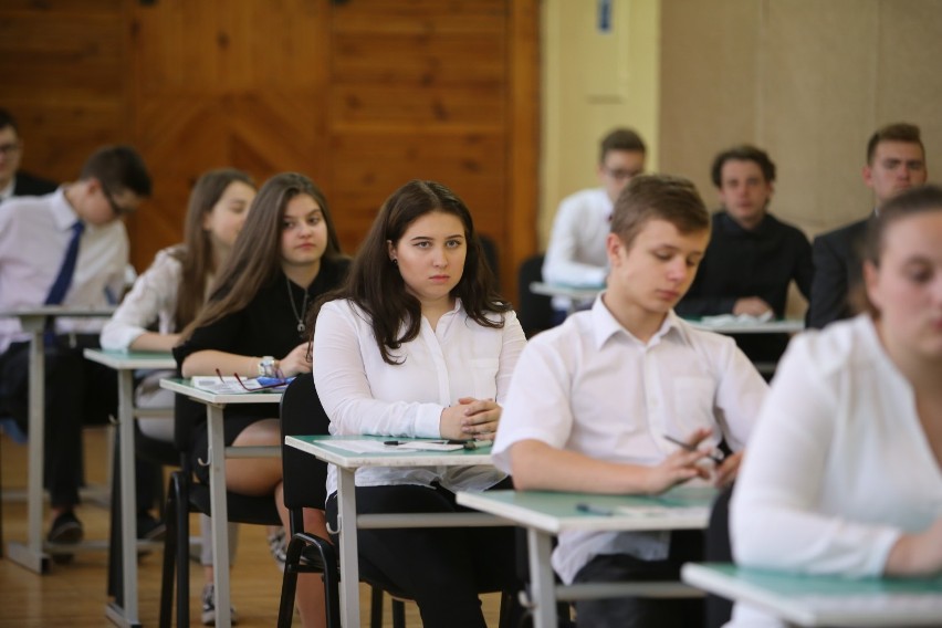 Egzamin gimnazjalny 2018: Pisali test w SP nr 38 w Chorzowie...