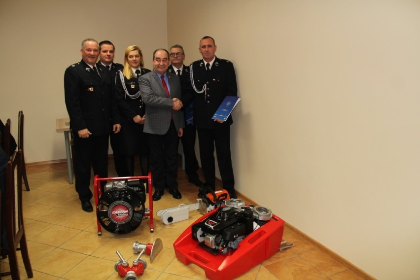 Nowy sprzęt dla strażaków OSP z terenu Gminy i Miasta Witkowo