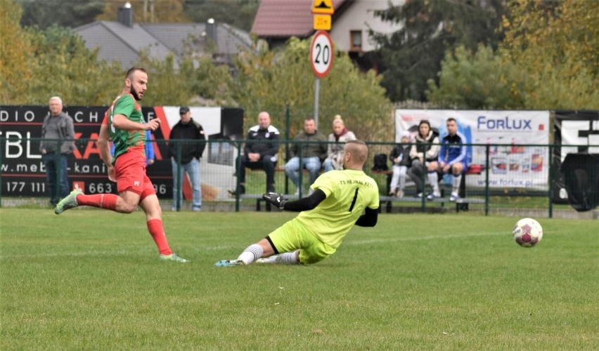 KO Oświęcim: LKS Gorzów - Hejnał Kęty 5:2. Na zdjęciu: Artur...