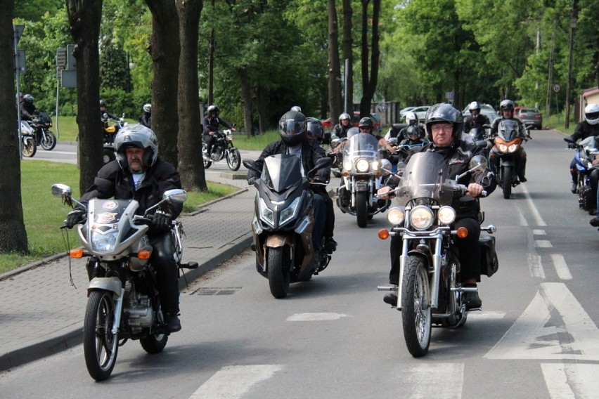 Motoserce 2018 w Dąbrowie. Wielka parada motocyklistów [ZDJĘCIA, WIDEO]