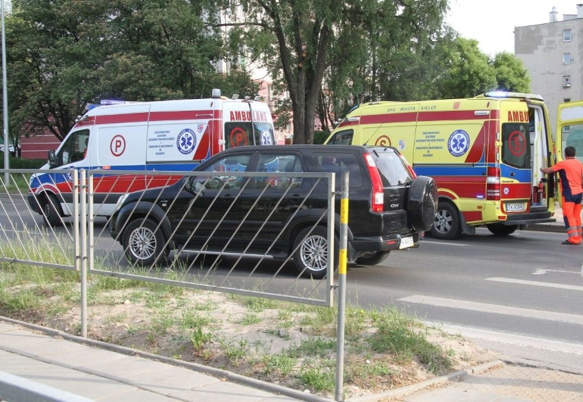 Wypadek w Kielcach. Kobieta została potrącona na pasach 