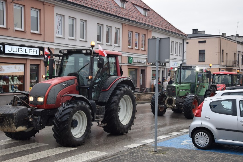 Ponad 200 ciągników na proteście rolników w Wieluniu. Wiceminister Nowak poparł protestujących. Co z tego wynika?