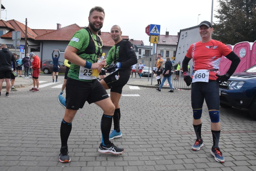 Ponad 1200 zawodników i zawodniczek stanęło na starcie 21....