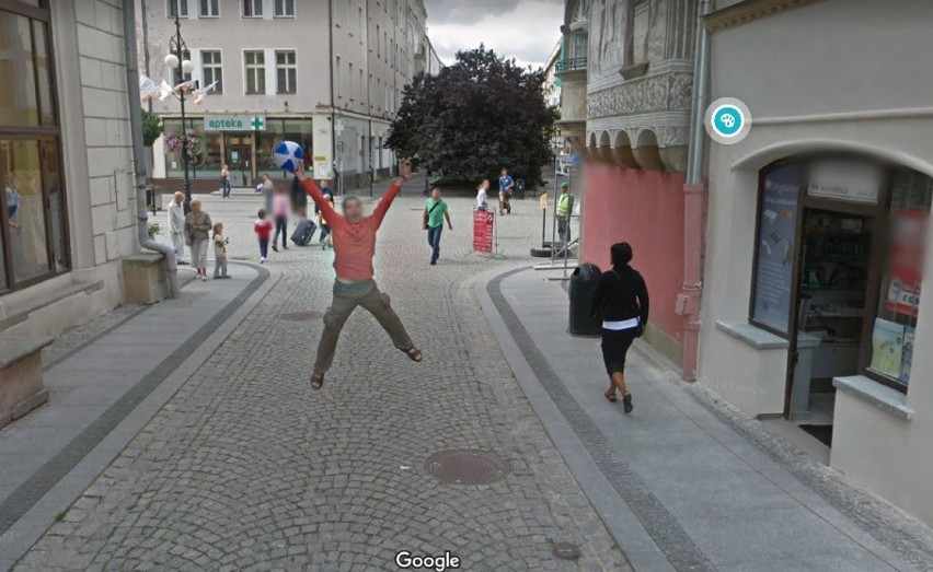 Perełki z kamer Google Street View w Legnicy