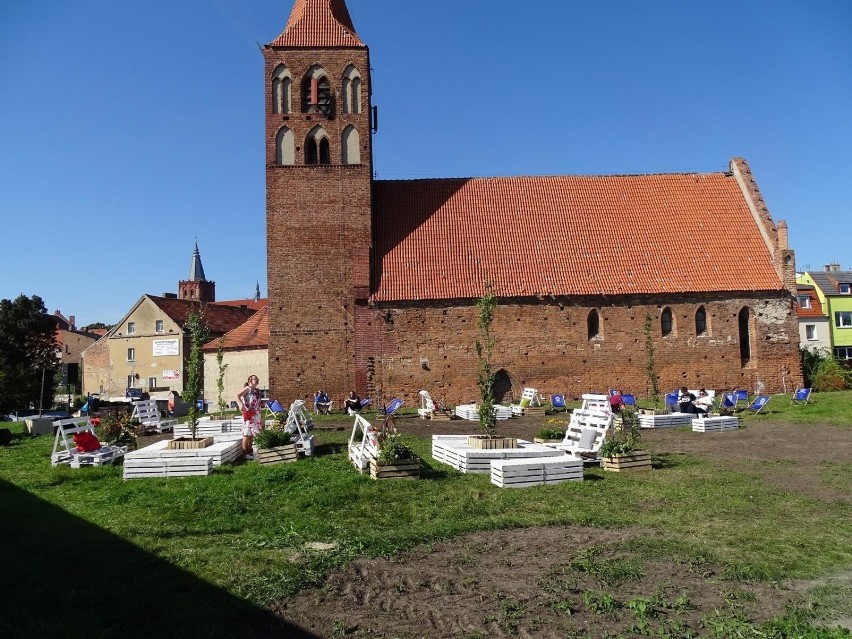 Na otwarciu pierwszego ogrodu społecznego w Chełmnie...