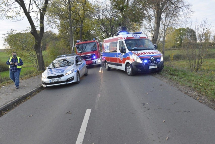 Śmiertelny wypadek w Starym Bojanowie. Nie żyje 32-letni kierowca