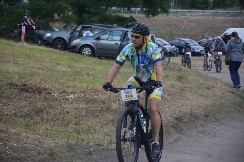 Zawody MTB w Skokach. Udział w imprezie wzięli miłośnicy dwóch kółek z całego regionu [ZDJĘCIA CZĘŚĆ 1]