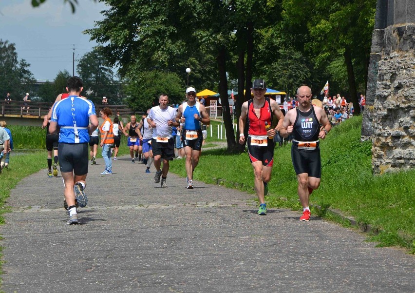 Iron Triathlon Malbork 2012: Ewa Bugdoł i Mikołaj Luft zwyciężyli w klasyfikacji open