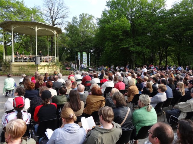 Koncert w Altanie w parku Źródliska w Łodzi