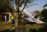 Wypadek awionetki w Piotrkowie. Pilot przeżył, trafił do szpitala [ZDJĘCIA+FILM]