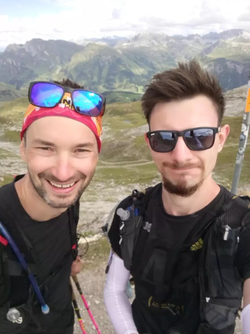 Duet jastrzębskich lekarzy pokonał alpejską trasę jako jeden...