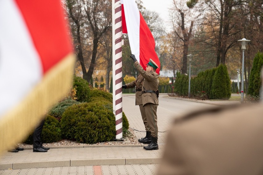 Uroczyste ślubowanie nowo przyjętych funkcjonariuszy oraz awanse i odznaczenia w Nadbużańskim Oddziale Straży Granicznej w Chełmie