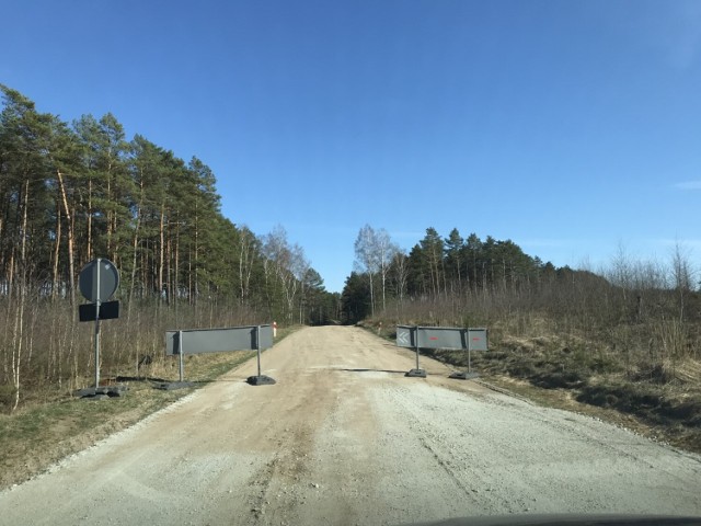 Trwają prace na drodze wojewódzkiej nr 133 Sieraków – Borzysko Młyn (18.04.2022).