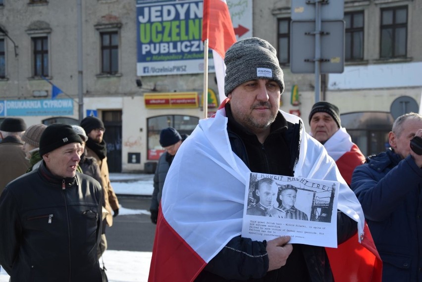 Policja zarzuca Piotrowi Rybakowi nawoływanie do nienawiści 
