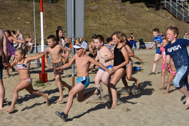 Książ Wlkp. Dzień pełen atrakcji na plaży w Jarosławkach