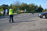 Wypadek na drodze krajowej. 52-latka potrąciła motorowerzystę
