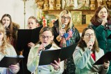 Wielkanocne Koncerty Uwielbienia w żarskich kościołach. W trakcie koncertów będzie prowadzona zbiórka charytatywna dla Ukrainy