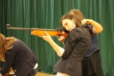 Uczniowie Gimnazjum nr 2 w Kutnie rywalizowali w strzelectwie sportowym [ZDJĘCIA]