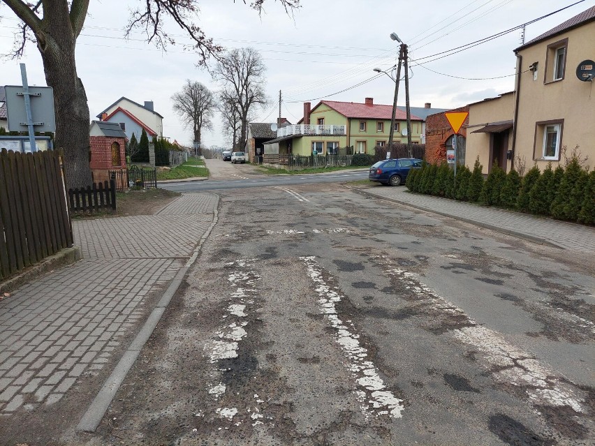 Kolejne modernizowana  droga w gminie Marianowie. W Dalewie zyskają nową drogę