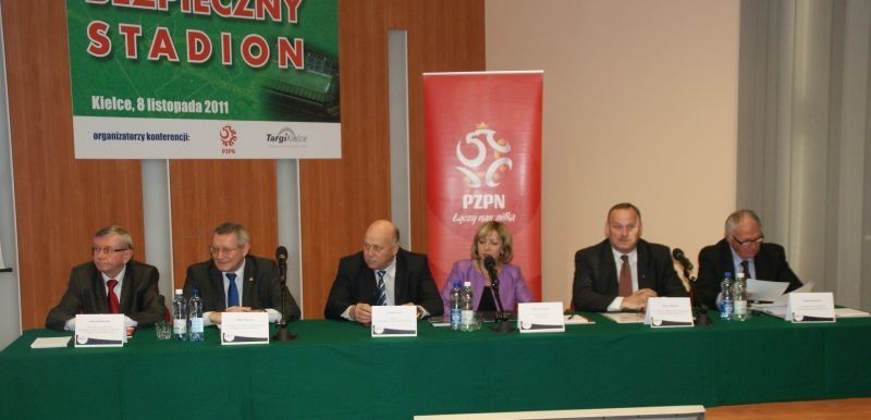 W CTK rozpoczęła się konferencja &quot;Bezpieczne Stadiony 2011&quot;