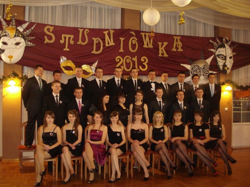 Studniówka 2013: Bal maturzystów z LO w Opolu Lubelskim (ZDJĘCIA)