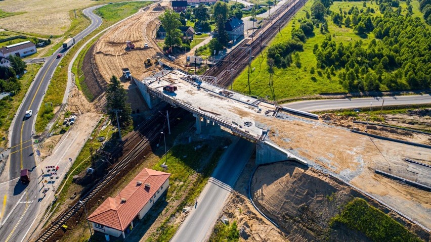 Na odcinku Bożepole Wielkie – Luzino i od Szemudu do Gdyni...