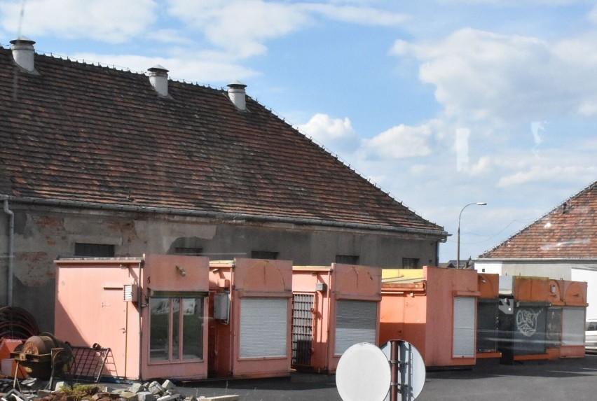 Opuszczony kiosk na Osiedlu Południe w Malborku