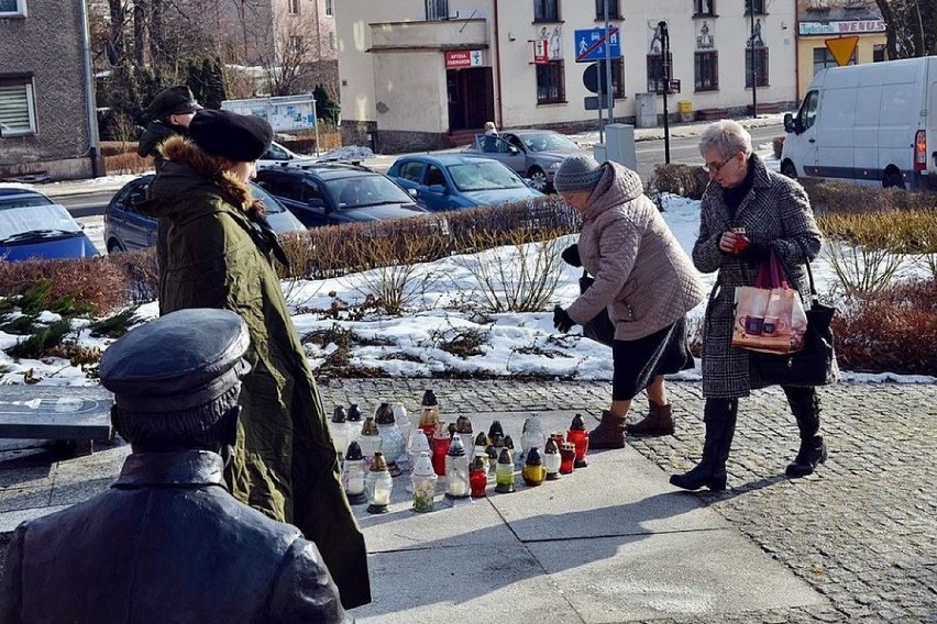 Pawła Adamowicza, zamordowanego prezydenta Gdańska, żegnano też w Jedlinie-Zdroju