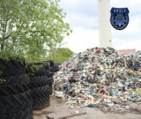 Ślązacy prowadzili nielegalny biznes śmieciowy w Krapkowicach. Zostali zatrzymani