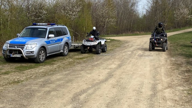 Funkcjonariusze Policji, Straży Miejskiej oraz Straży Leśnej przeprowadzili działania prewencyjne „Quad & Cross” na terenie powiatu wadowickiego