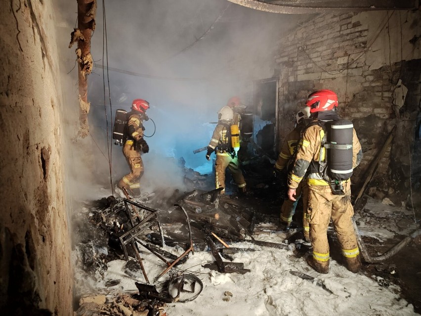 Pożar pieczarkarni w Wielichowie. Straty sięgnęły 150 tysięcy złotych