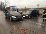 Tarnów. Zderzenie dwóch samochodów na ulicy Niedomickiej [ZDJĘCIA]