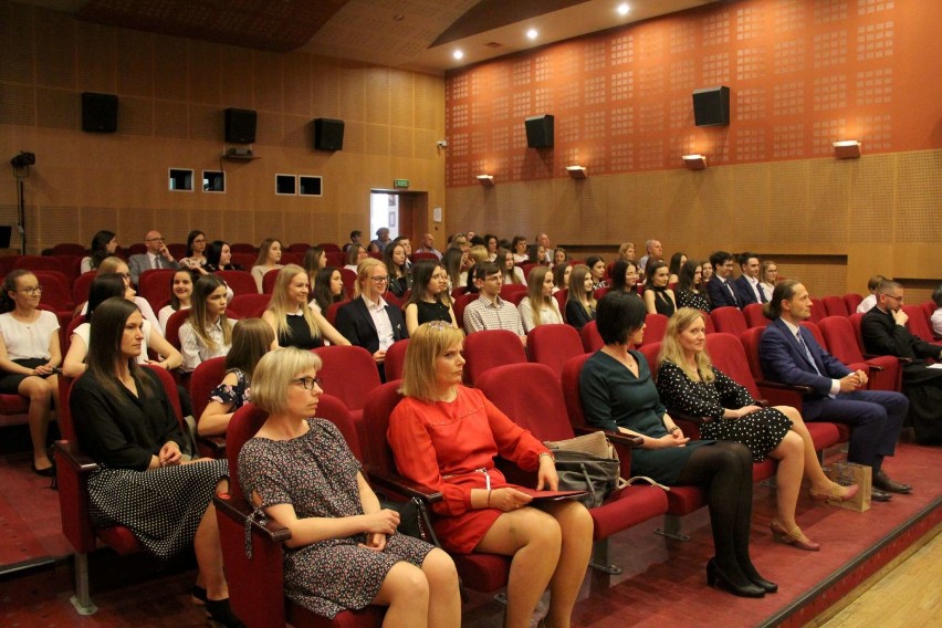 Maturzyści z Liceum Ogólnokształcącego w Międzychodzie...