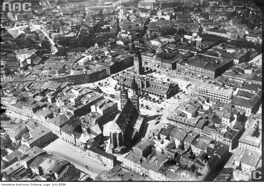 Panoramy Krakowa z lat 20. i 30. ubiegłego stulecia [ARCHIWALNE ZDJĘCIA]        