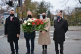 Święto Niepodległości 2020 w Radomsku. Kwiaty od władz powiatu i wicewojewody łódzkiego [ZDJĘCIA]