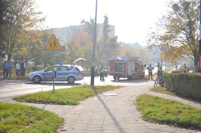Wypadek w Śremie. Kierowca skutera zabrany do szpitala
