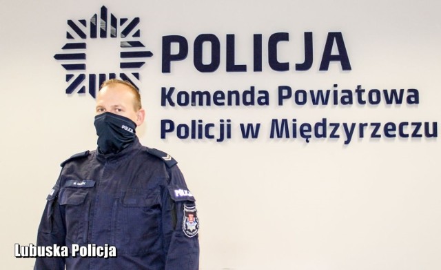 Starszy sierżant Mateusz Guzek podjął szybką interwencję i zatrzymał brutalnego złodzieja