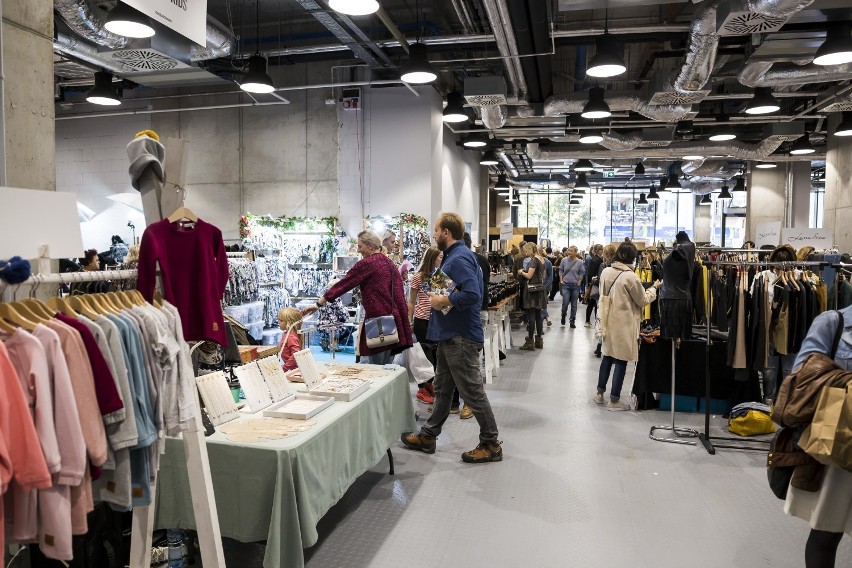 Slow Fashion 2018. Starannie wyselekcjonowane marki i autorska odzież w Koneserze [ZDJĘCIA]