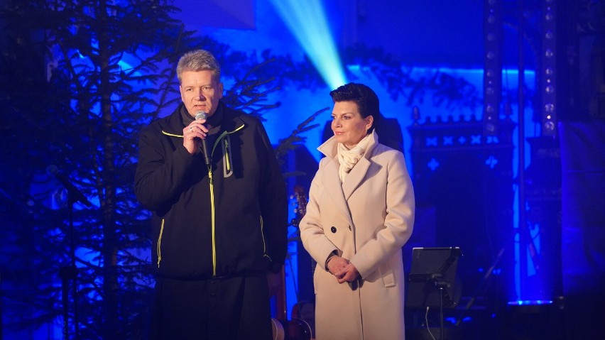 Noworoczny koncert Roberta Janowskiego w Bystrzycy Kłodzkiej przyciągnął prawdziwe tłumy 