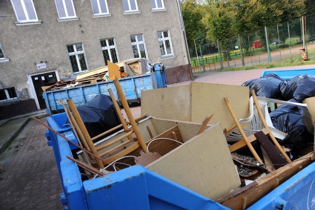 W dawnym budynku Szkoły Podstawowej nr 7 trwają porządki. Być ...