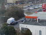Zderzenie samochodów na ul. 1 Maja w Szczecinie. Nie ma utrudnień [ZDJĘCIA] 