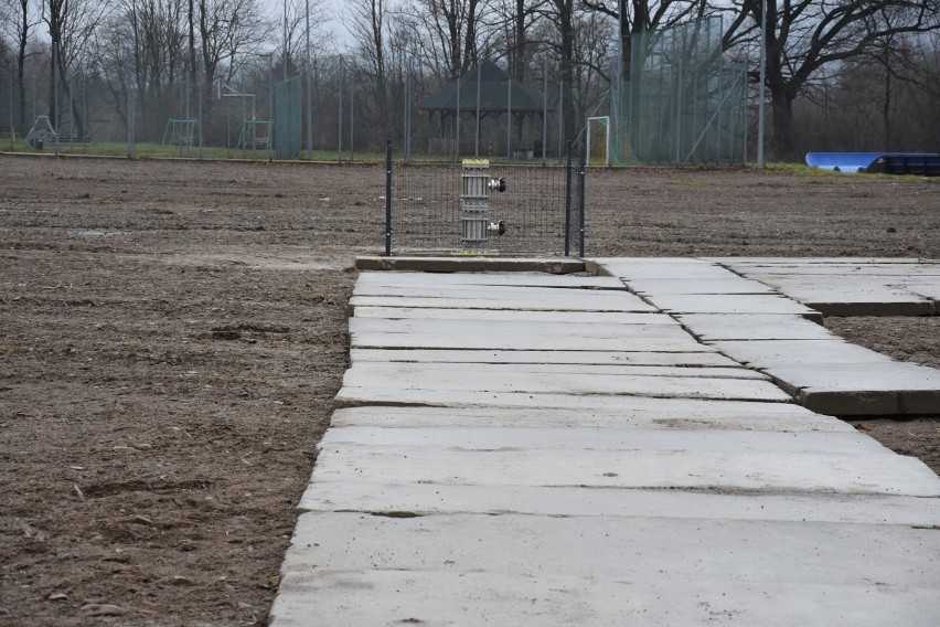 Sękowa. Zaczął się pomiar temperatury w odwiercie. Od wyników będą zależały dalsze losy geotermalnych planów [ZDJĘCIA]